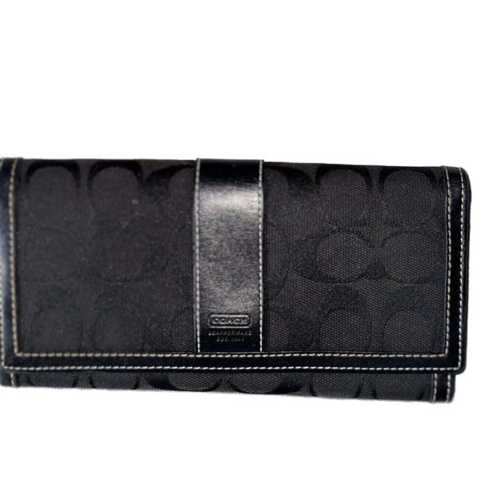 Coach Black Signature Trifold Wallet - Authenic